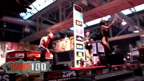 Video du show de Nina Roberts au Ficeb 2007 photo 16