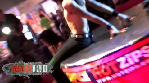 Deuxieme Video du show de Nina Roberts au Ficeb 2007 photo 06