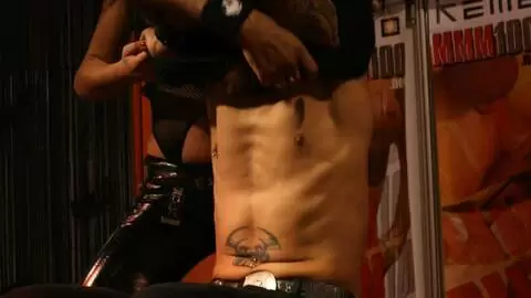 Show de Nina Roberts au salon de FICEB 2007 (part 04) photo 1