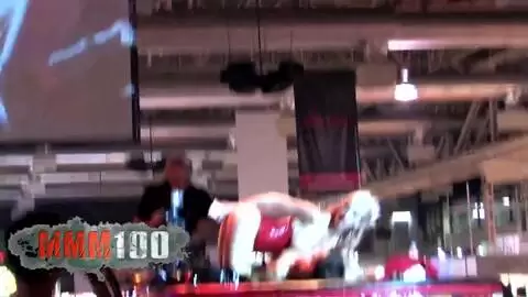 Sonia Baby se déshabille et fait pipi au Ficeb 2007 photo 09