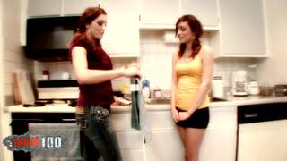 Ça baise entre filles au camp...