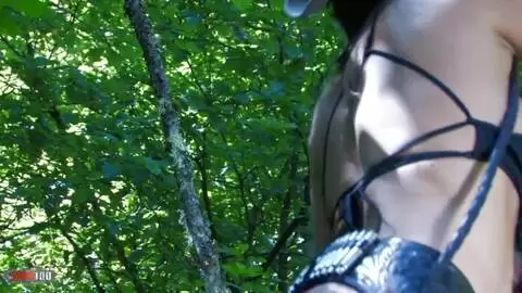 Strip tease d'une cow girl photo 11