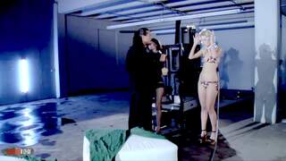 La blonde et la brune kimberly