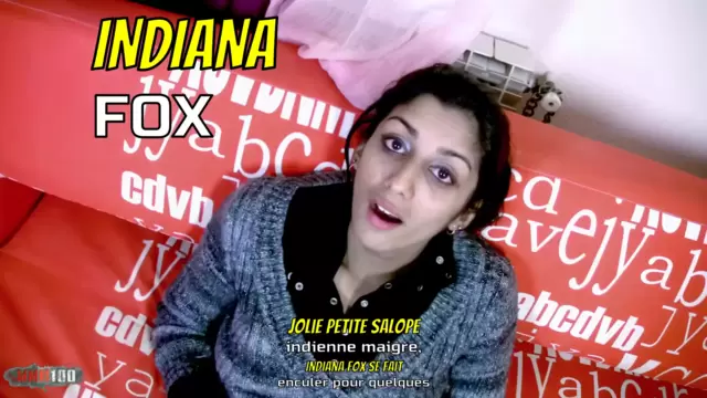 Jolie petite salope indienne maigre, Indiana Fox se fait enculer pour quelques billets