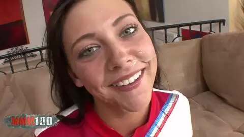 Pom-pom girl coquine profondément baisée photo 16