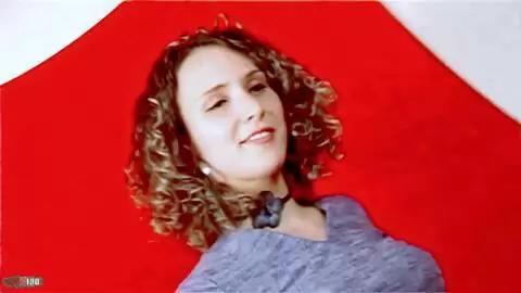 Session de photo  avec la jeune amatrice française Jemi Sommer en jean photo 02