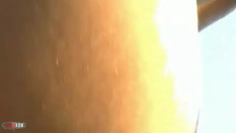 Etudiante blonde s'exhibe int&eacute;gralement &agrave; la plage photo 12