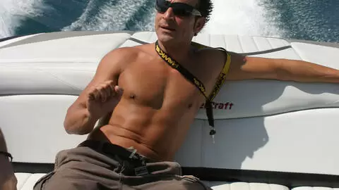 La pornstar Jorge se déshabillant  photo 11