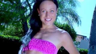 Salope fait un show sensuel pr