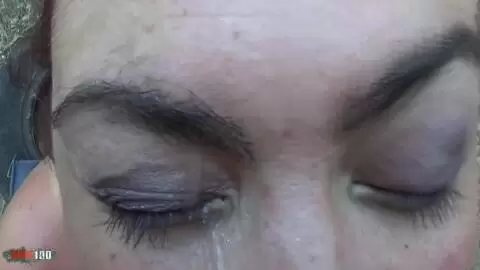 Baise anale en exterieur avec la superbe Brune Française Julia Gomez photo 16