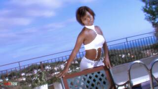 La mature blonde Ã  gros sei...