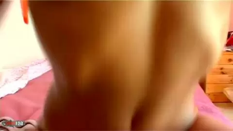 Karla Sanchez  se gode la chatte devant se webcam photo 13