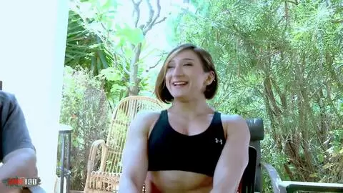 Interview porno  avec Karyn Bayres  photo 15