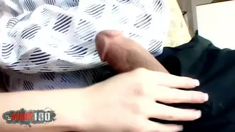 Elle le soigne son sugar Daddy ! photo 03