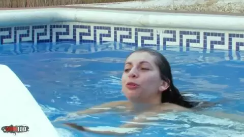 Kelly Toma, petite soumise arabe, prend du mal de Terry Kemaco photo 01