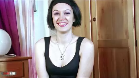 Video de l'interview porno de Kenza Suck 