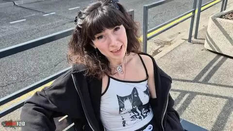 Terry Kemaco Baise Kiki Helix dans une Sextape Amateur Torride