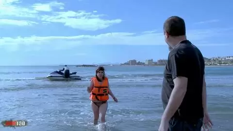 Bonne sodomie avec Kimy Blue une jeune française potelée aux seins naturels photo 01