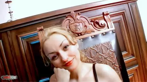 La très excitante petite brune à gros nichons Krystal pose  photo 01