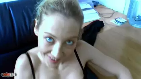 Anal intense au bureau de la blonde belge maigre Lady Margaux avec Terry Kemaco photo 01