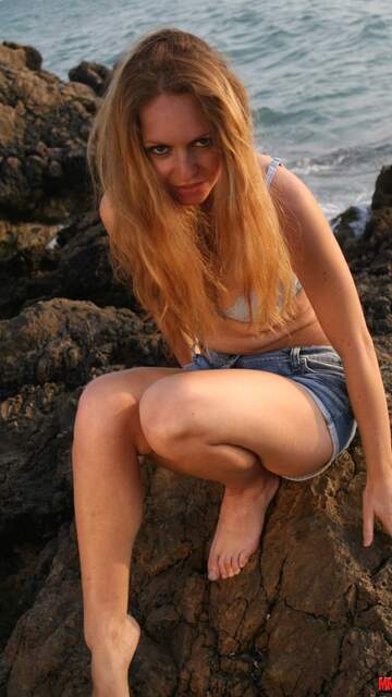 Lena Harrys videos & photos