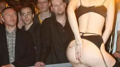 Show de Candy Love au salon de Lille 2006 (part 03) photo 9