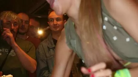 Show de Lesly au salon de Lille 2006 (part 02) photo 4