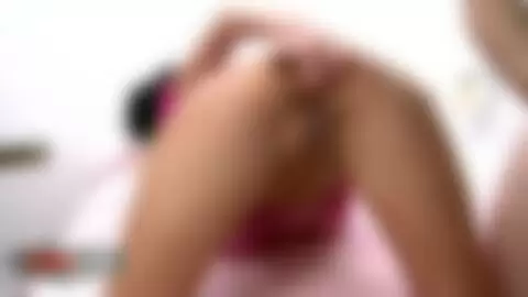 Ramonage de la petite chatte et du cul de Lilu