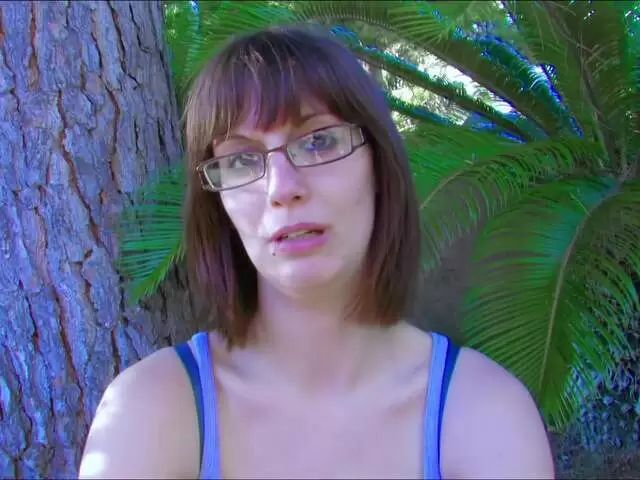 Interview Vidéo sexy avec Lola Vinci  photo 1