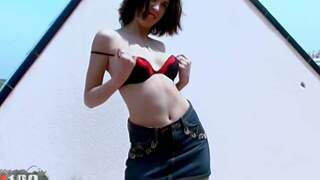 La jolie jeune beurette lyam f