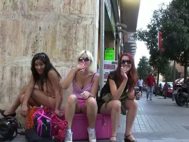 Angell Summers, Dolce Elektra, Vladana et Nina Roberts photo 1