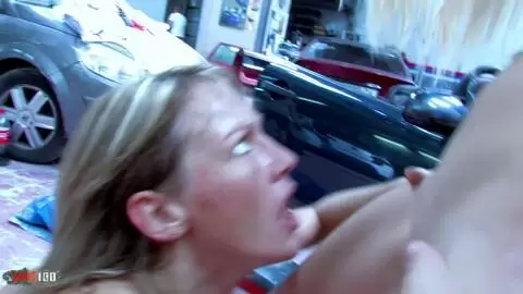 Trio anal sauvage a l'atelier avec Mallory Moore et Lady Margaux photo 14