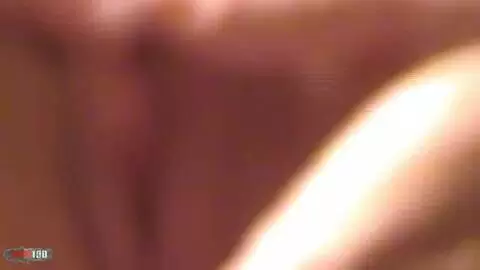 Rasage de la chatte poilue de Martha photo 15