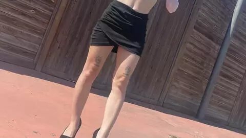 Photos sexy dans la rue avec  la belle Massy Sweet photo 15