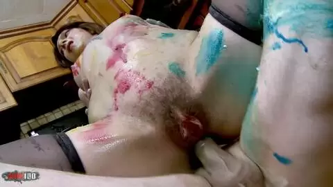 Melany Furie et Terry Kemaco dans une orgie hardcore en cuisine avec une sodomie intense, des jeux de nourriture et des éjaculations explicites photo 14