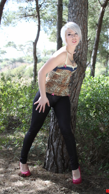 Milky Cooper Photo Sexy Gratuite #058