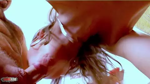 La petite française Moana Mendez, petite cochonne se fait baiser sur le bureau  photo 05