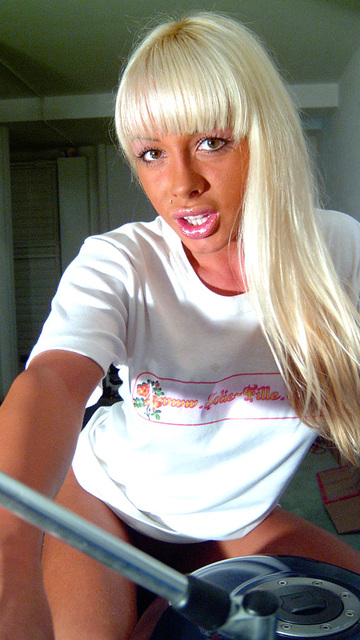 Mona Green Photo Sexy Gratuite #001