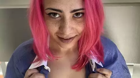 La  belle Nala pose pour des photos sexy et nue photo 5