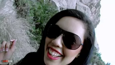 Oldia, jolie fleur des îles dans une partie de baise à 3 photo 01