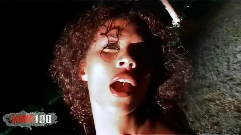 Session de photos de nuit avec la belle petite black française Priska Farell photo 06