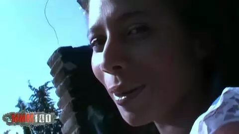 Priska Farel baisée dans le cul et la chatte dans le jardin photo 01