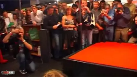 Show de Angelina au salon de Prova 2006 (part 04) photo 16