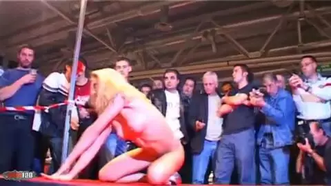 Show de Lady Margaux au salon de Prova 2006 (part 02) photo 16