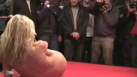 Show de Lady Margaux au salon de Prova 2006 (part 03) photo 06