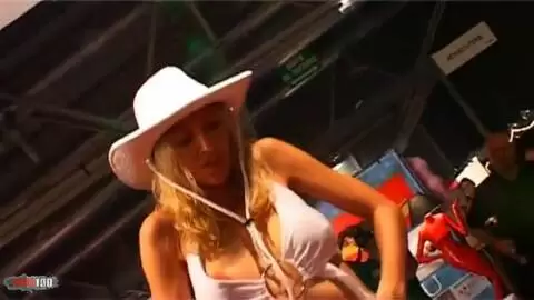 Show de Lady Margaux au salon de Prova 2006 (part 05) photo 01