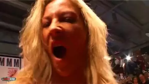 Show de Lady Margaux au salon de Prova 2006 (part 05) photo 09