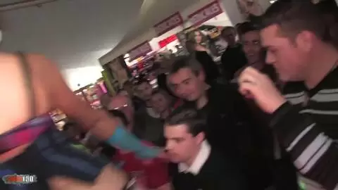 Show de Charlotte De Castille et Lady Margaux au salon de Prova 2007  photo 09