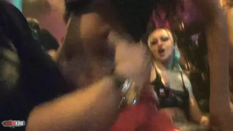 Une soirée en discothèque qui dégénere photo 03