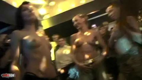 Une soirée en discothèque qui dégénere photo 08